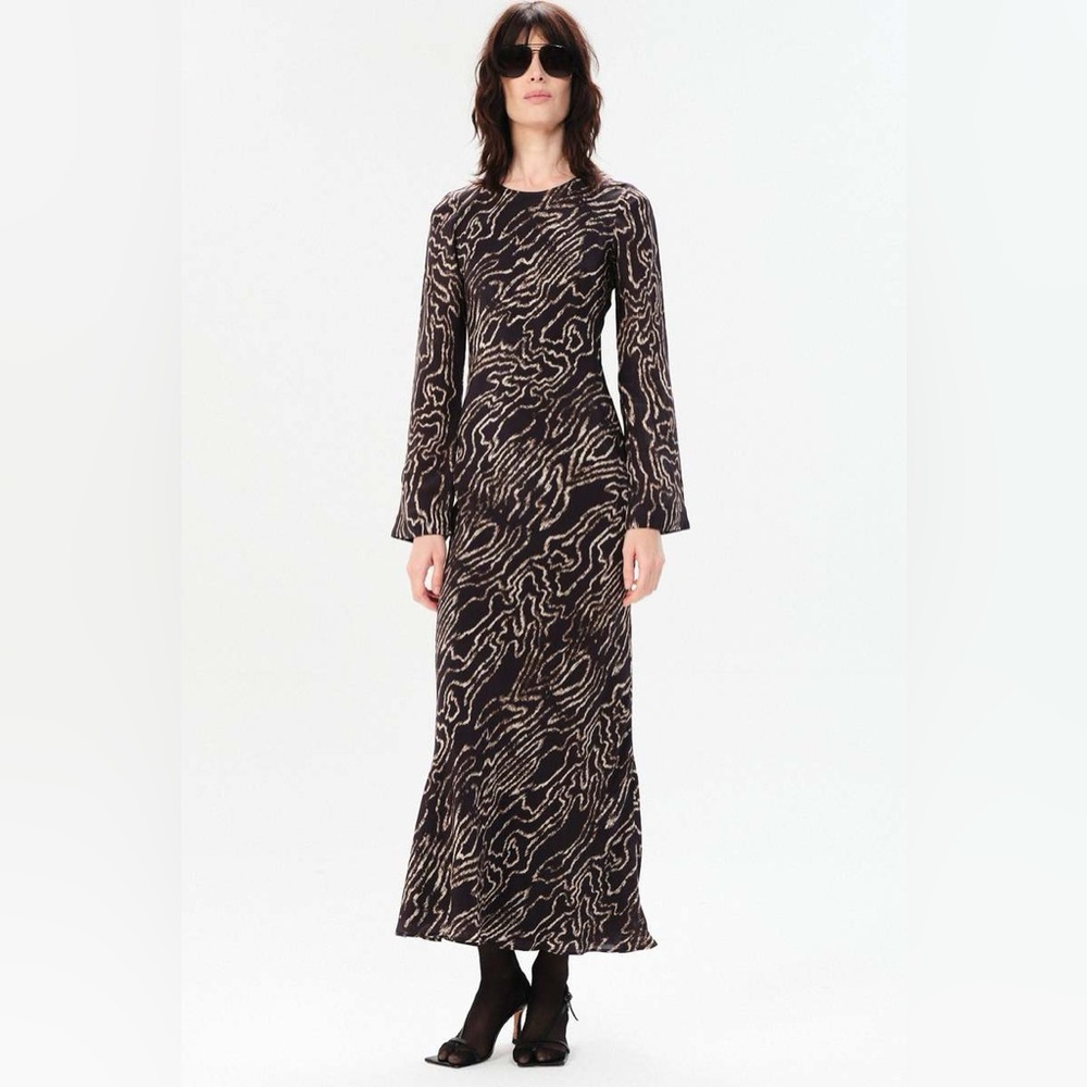Maria Cher 
Alvarez Sara Midi Dress